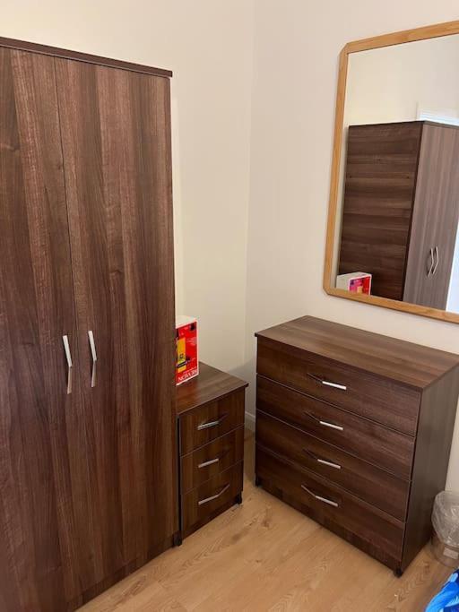 004- Brand New 1 Bedroom Apartment F1 Ealing Exterior photo